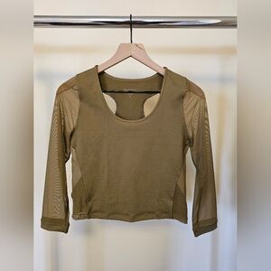 Athleta Crop Top Mesh Sleeves